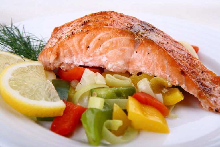 риба со зеленчук за губење на тежината